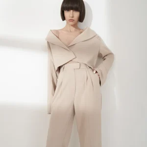 Minimalist Tailored Blazer